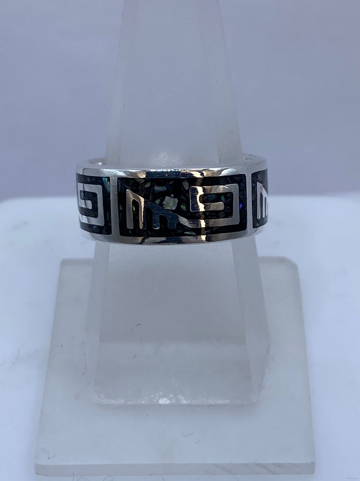 Anillo Greca Geométrica de Plata .925 con Obsidiana Negra — vista lateral