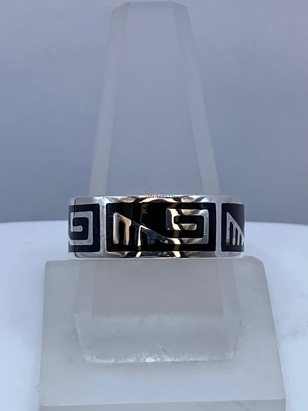 Anillo Greca Prehispánica de Plata .925 — ángulo diagonal