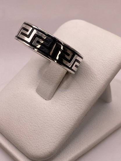 Anillo Greca Prehispánica de Plata .925 con Obsidiana, vista lateral