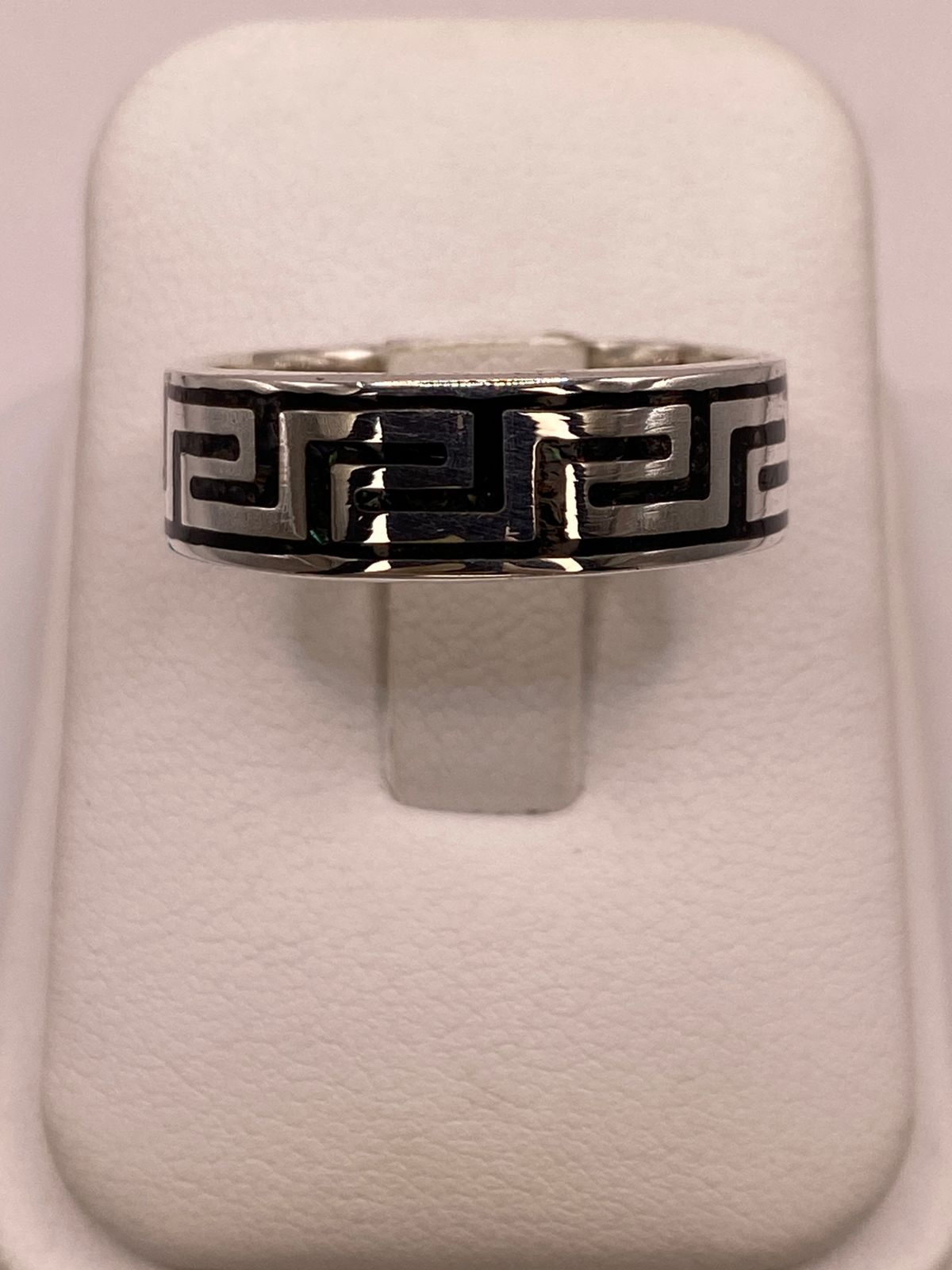 Anillo Greca Prehispánica de Plata .925 con Obsidiana — ángulo diagonal