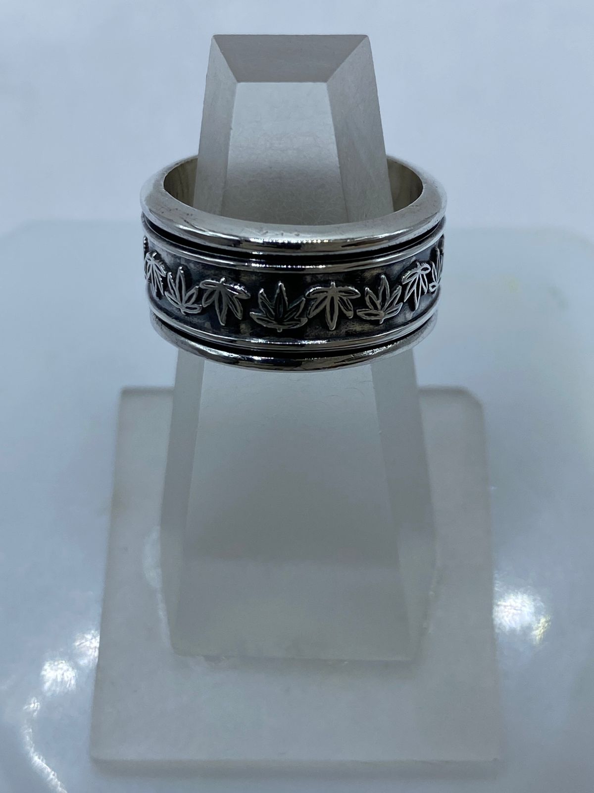 anillo Hoja de Maple en Plata .925, vista lateral