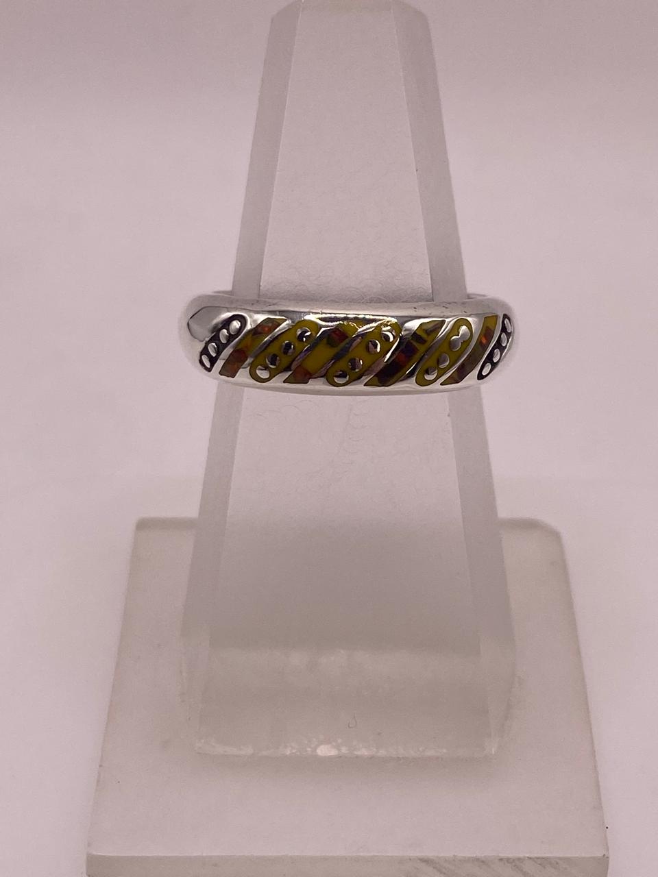 Anillo con Incrustación Diagonal de Plata 950 y Ópalo de Fuego, vista superior