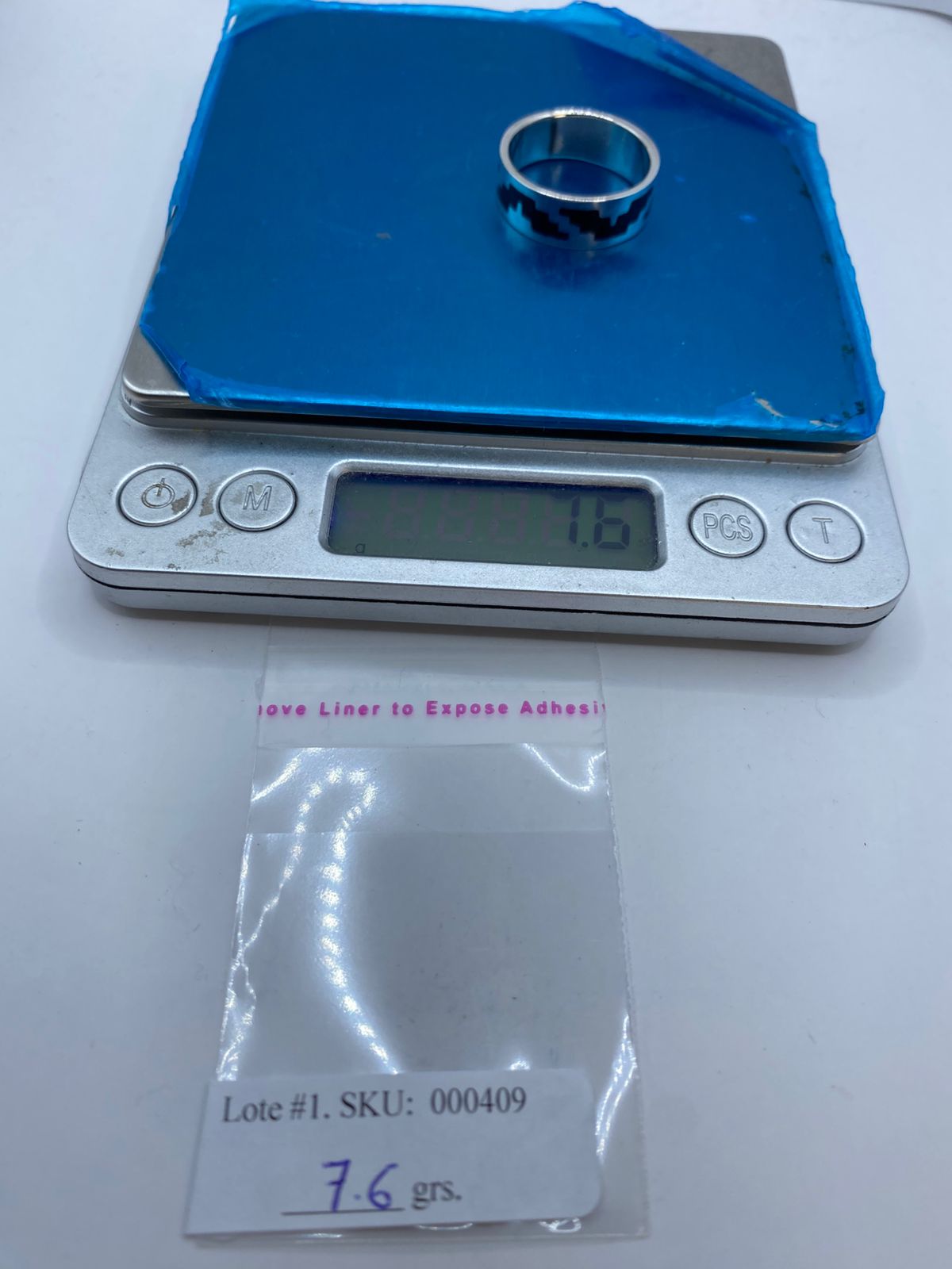 Anillo Inspirado en Pirámide de Plata .925, peso en gramos (báscula)