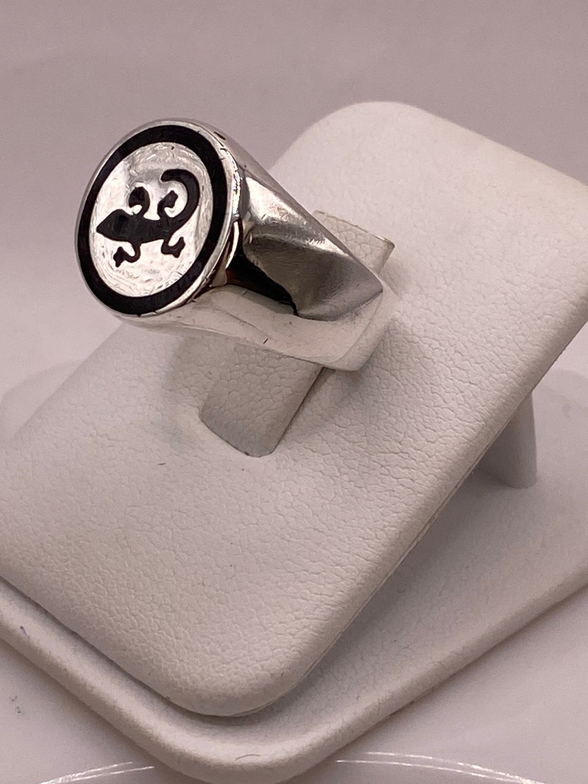 Anillo Lagartija en Plata .925, vista lateral