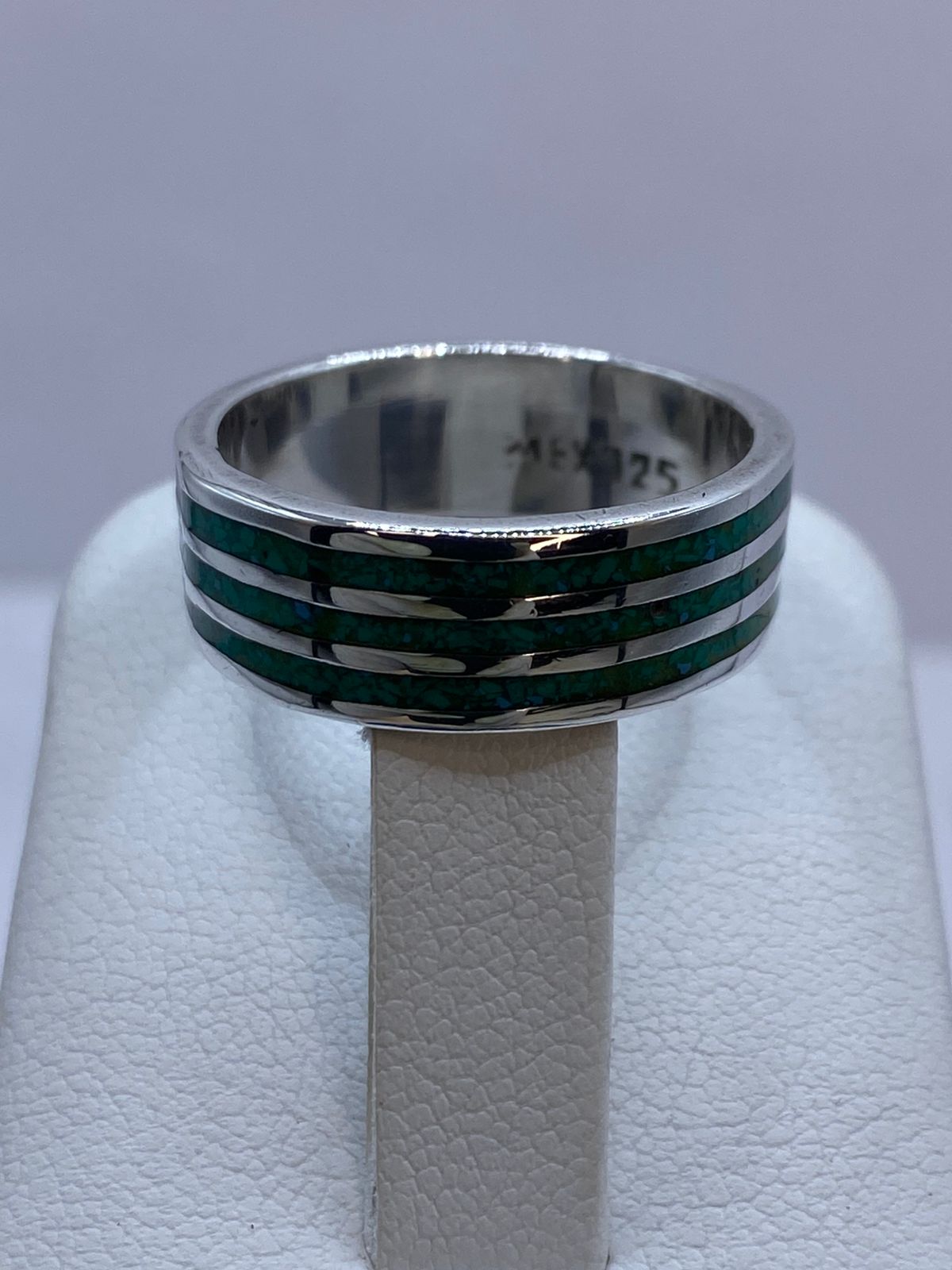 Anillo Líneas Eternas de Plata .925 con Malaquita, sello de autenticidad Plata Ley .925