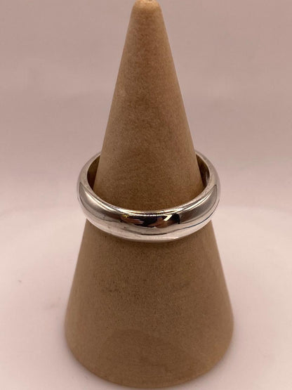Anillo Liso Argolla en Plata .925, vista frontal