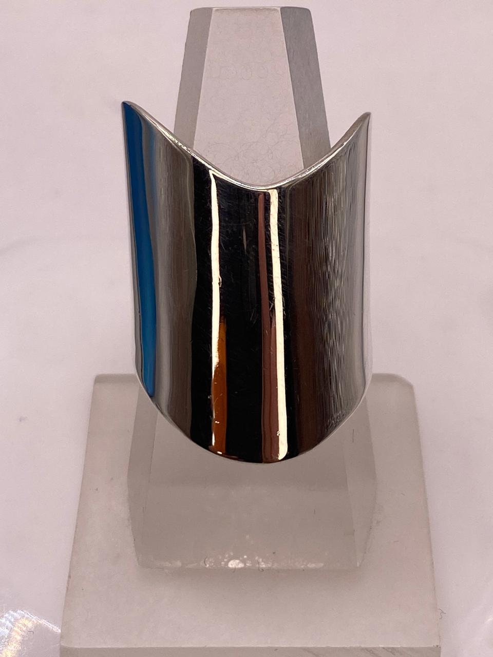 Anillo Liso de Plata .925 con Efecto Espejo, vista superior