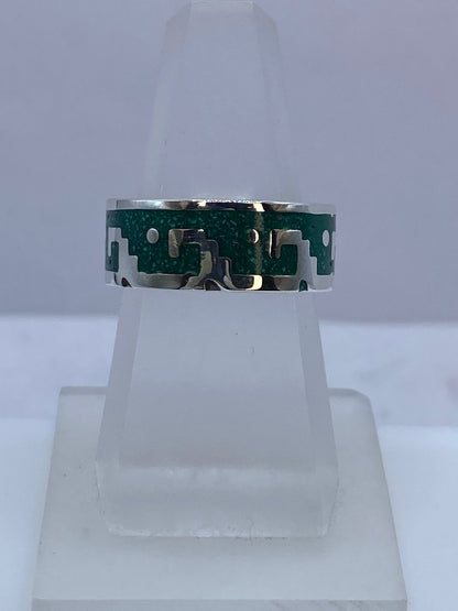 Anillo de Malaquita con Diseño Geométrico Minimalista en Plata .925 — vista lateral