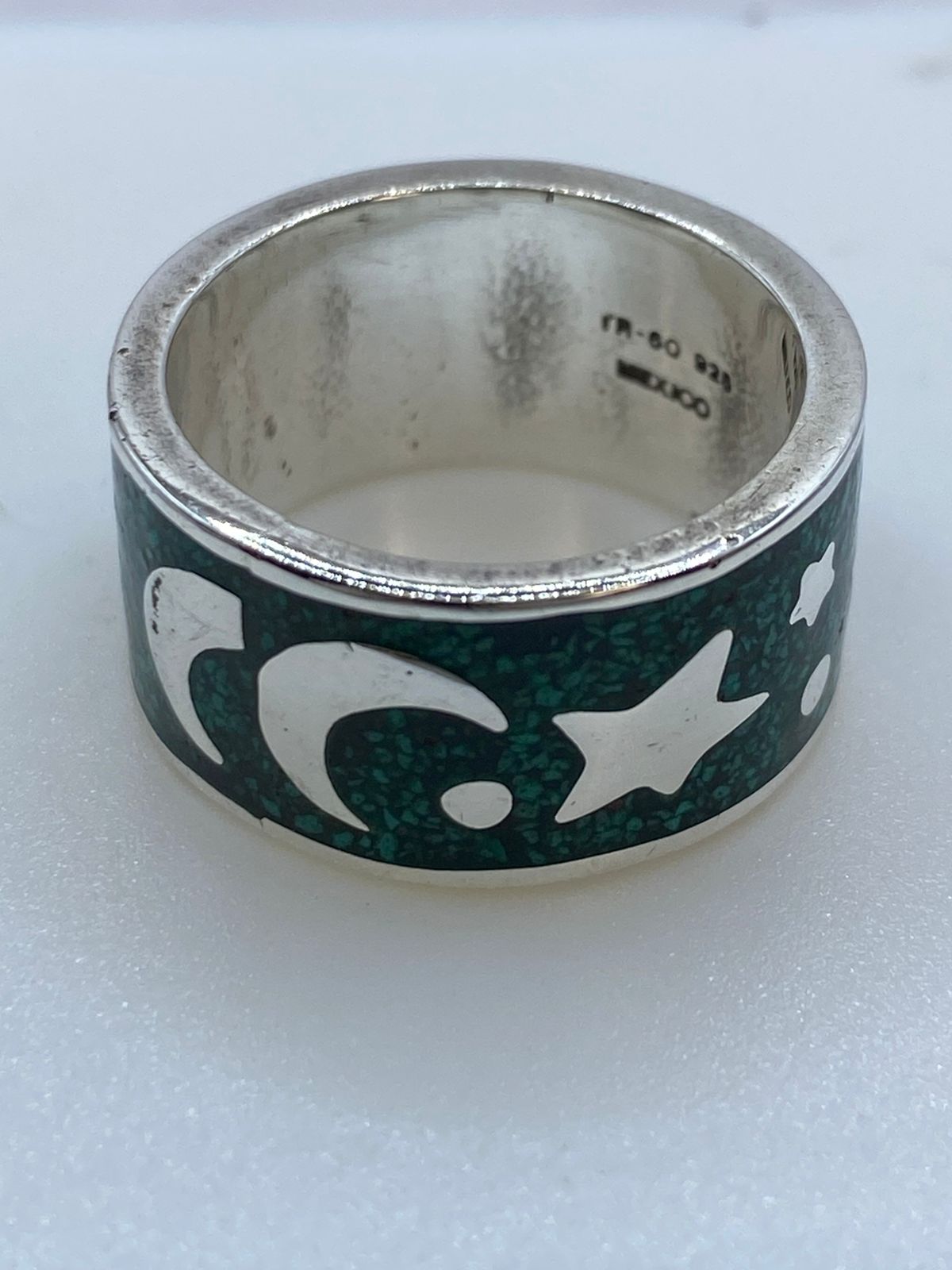 Anillo de Malaquita con Diseño Luna y Estrellas en Plata .925, sello de autenticidad Plata Ley .925