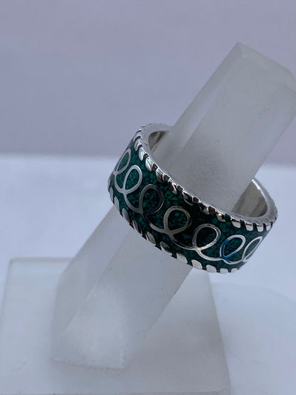 Anillo de Malaquita con Patrón Esculpido en Plata .925, vista frontal