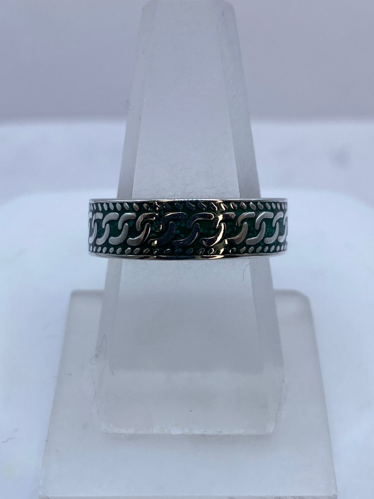 Anillo de Malaquita Entrelazada en Plata .925, vista lateral
