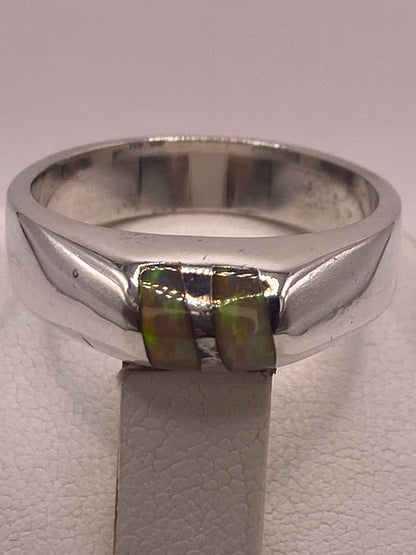 Anillo Minimalista de Plata 925 con Ópalo de Fuego, vista superior