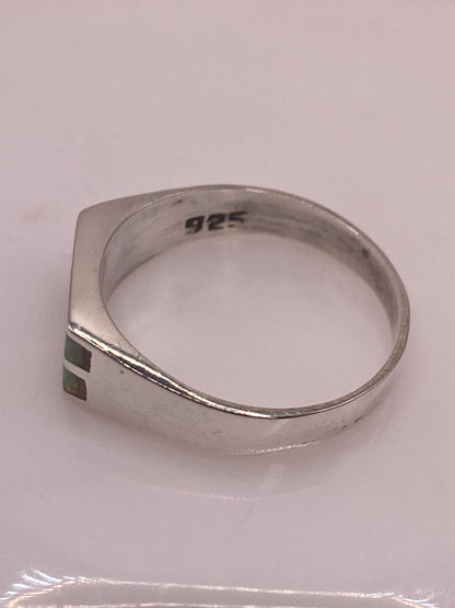 Anillo Minimalista de Plata 925 con Ópalo de Fuego, sello de autenticidad Plata Ley .925