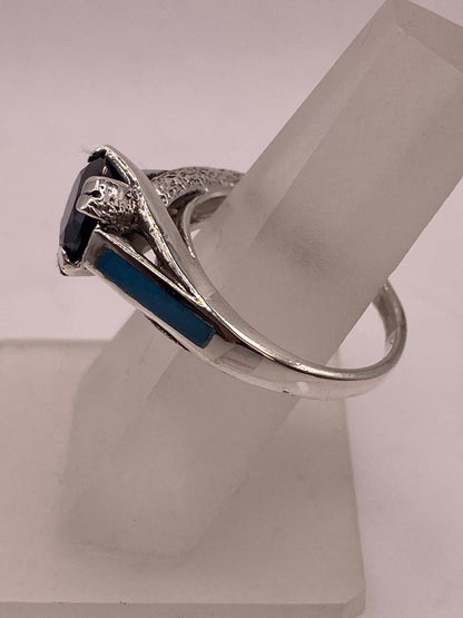 Anillo Moderno de Plata 925 con Ópalo de Fuego y Zirconia, vista de detalle