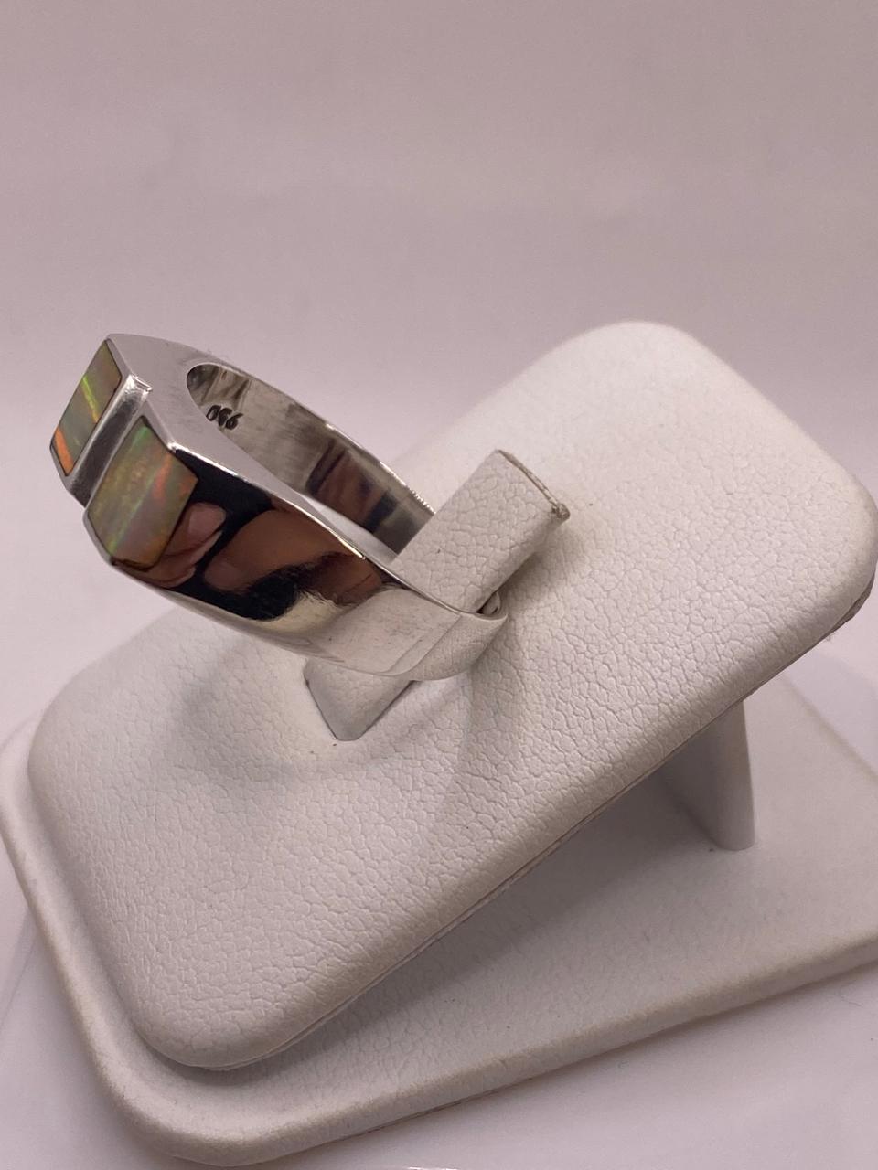 Anillo Moderno Geométrico de Plata 950 con Ópalo de Fuego, vista frontal