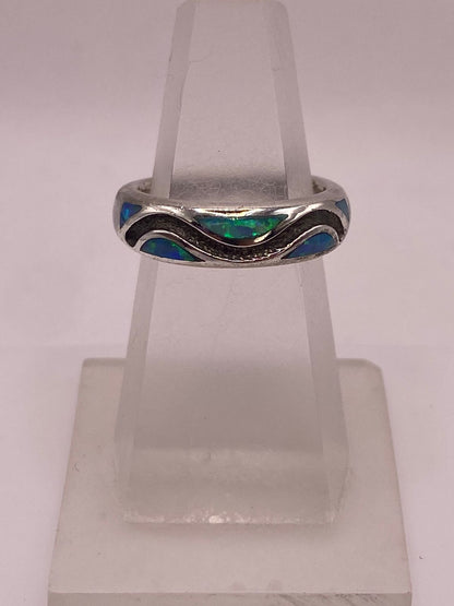 Anillo Moderno Ondulado de Plata 950 con Ópalo de Fuego — vista lateral