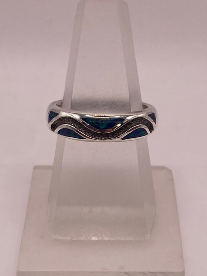 Anillo Moderno Ondulado de Plata 950 con Ópalo de Fuego, vista lateral