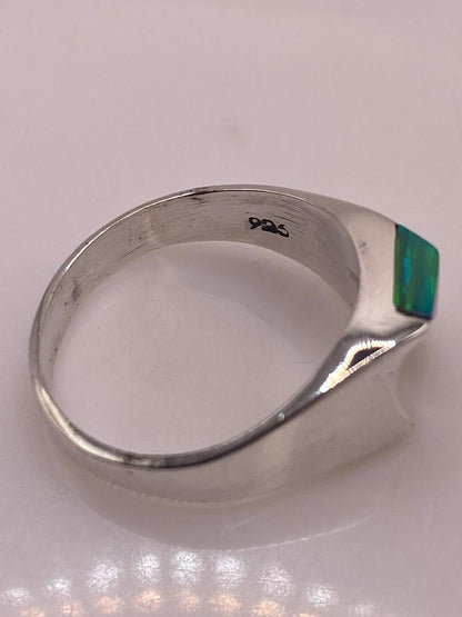 Anillo Moderno de Plata 925 con Ópalo de Fuego, sello de autenticidad Plata Ley .925
