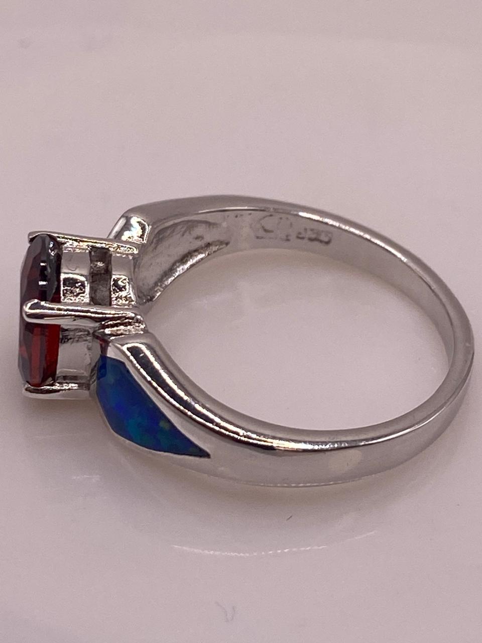 Anillo Moderno de Plata 925 con Ópalo de Fuego y Zirconia, sello de autenticidad Plata Ley .925