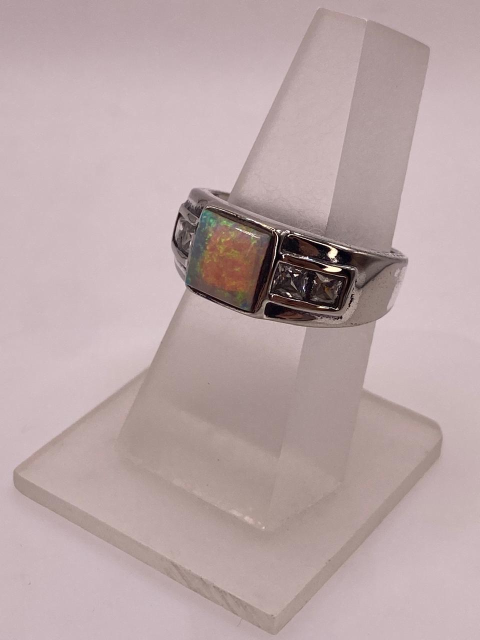 Anillo Moderno de Plata 925 con Ópalo de Fuego y Zirconia, vista frontal