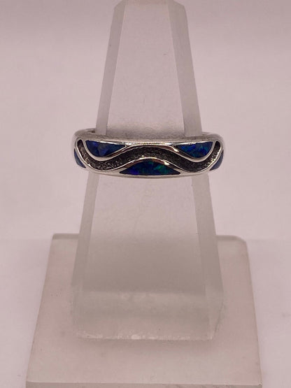 Anillo Moderno de Plata 950 con Ópalo de Fuego, vista lateral