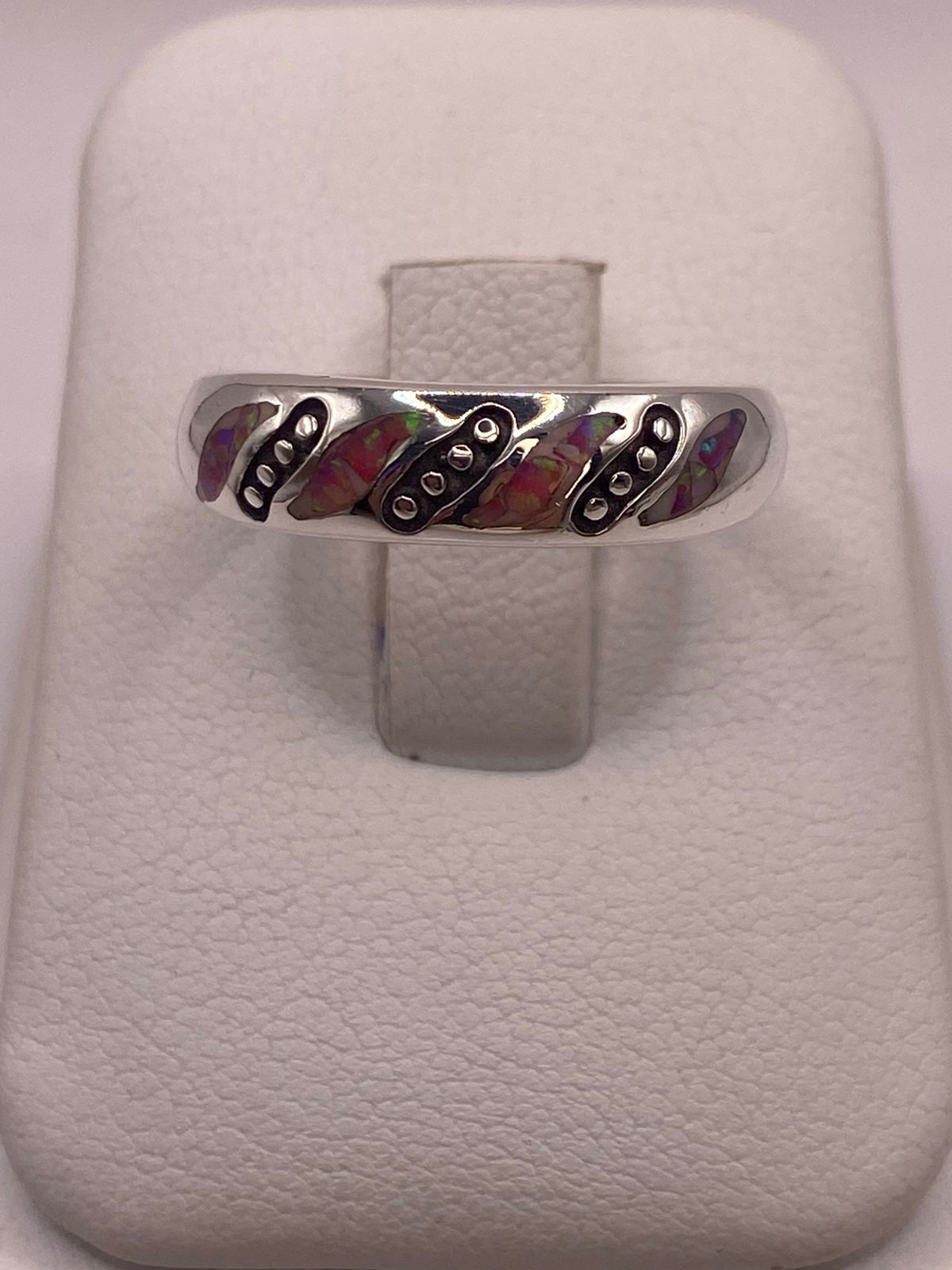 Anillo Moderno de Plata 950 con Ópalo de Fuego, vista lateral