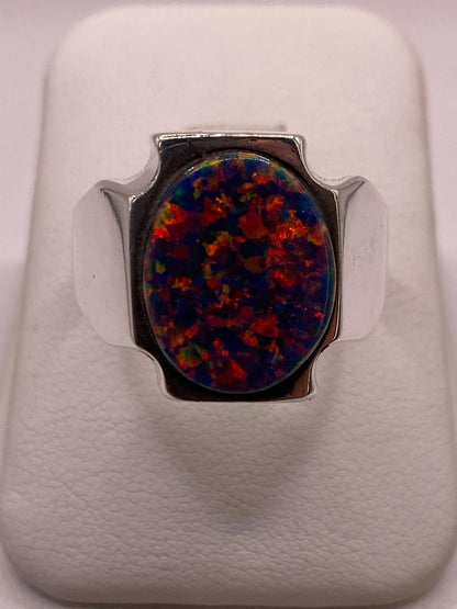 Anillo Montura Ovalada Contemporánea Plata Ley 950 con Ópalo de Fuego en báscula mostrando peso