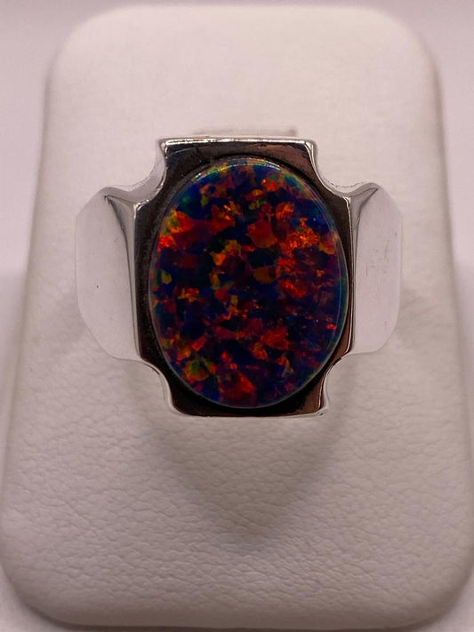Anillo Montura Ovalada Contemporánea Plata Ley 950 con Ópalo de Fuego en báscula mostrando peso