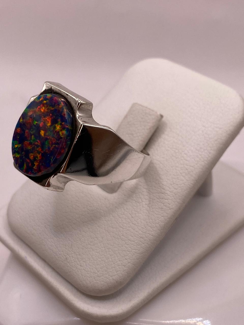 Anillo Montura Ovalada Contemporánea Plata Ley 950 con Ópalo de Fuego, vista frontal