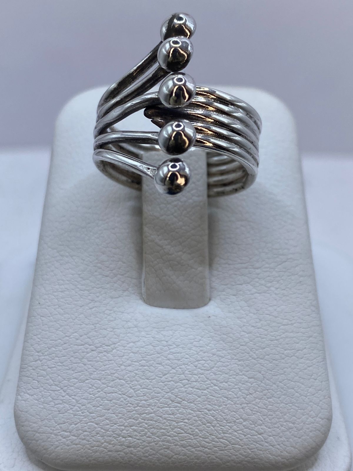 Anillo Multibanda con Esferas en Plata .925, vista lateral