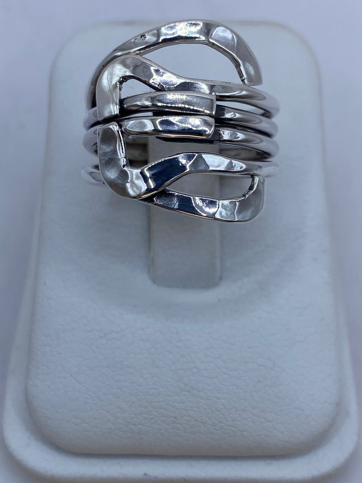 Anillo Multibanda Orgánico en Plata .925 — ángulo diagonal
