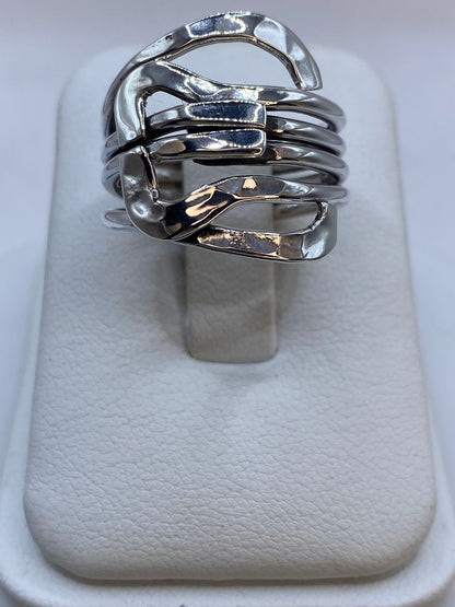 Anillo Multibanda Orgánico en Plata .925, vista de detalle