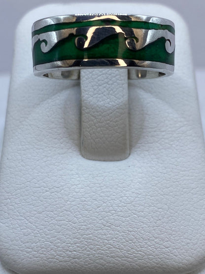 Anillo Olas Elegantes en Plata .925 con Malaquita, vista lateral