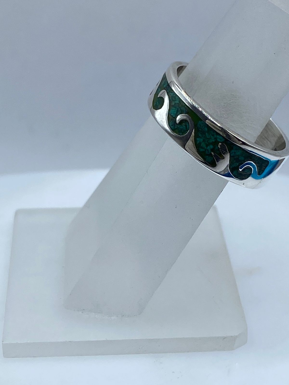 Anillo Olas en Plata .925 con Malaquita Natural, vista lateral