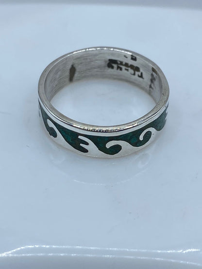 Anillo Olas en Plata .925 con Malaquita Natural, sello de autenticidad Plata Ley .925