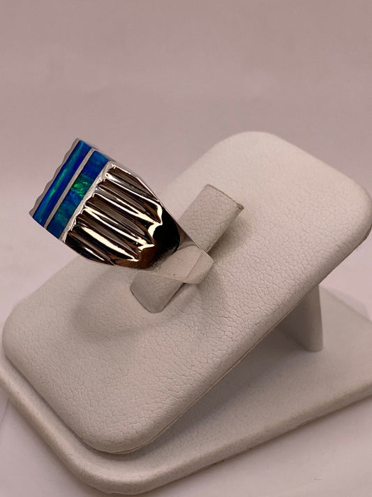 Anillo con Ópalo de Fuego Azul‑verde en Barras en Plata .950, vista frontal