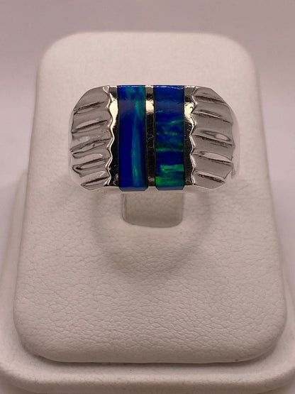 Anillo con Ópalo de Fuego Azul‑verde en Barras en Plata .950, vista lateral