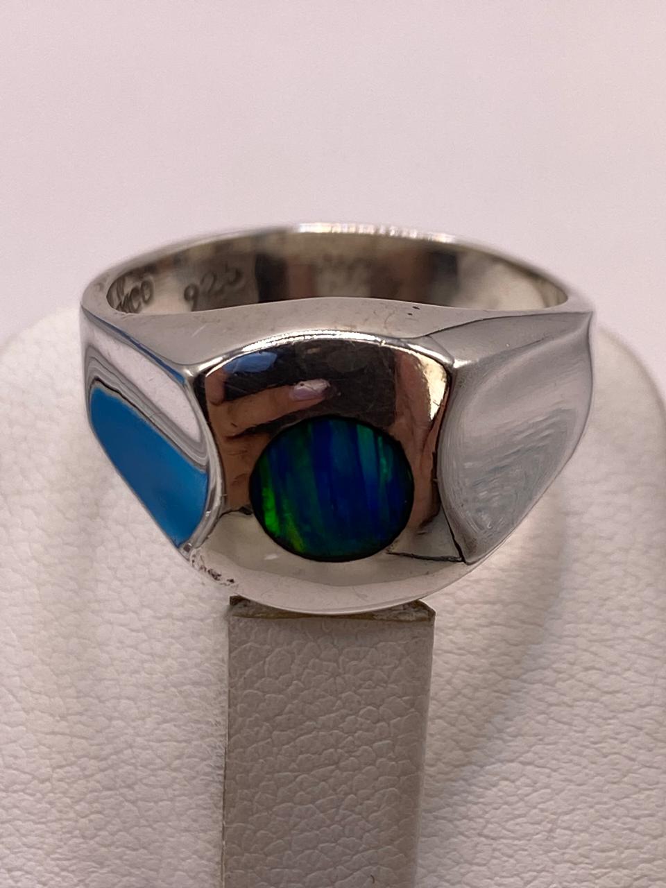 Anillo de Ópalo de Fuego Azul‑Verde en Plata Ley 925, sello de autenticidad Plata Ley .925
