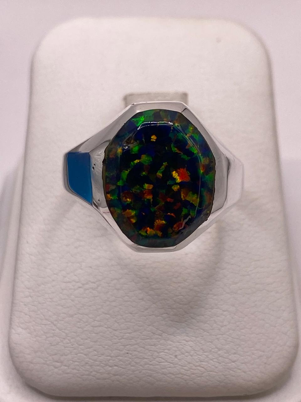 Anillo de Ópalo de Fuego Multicolor en Plata Ley 925, vista lateral
