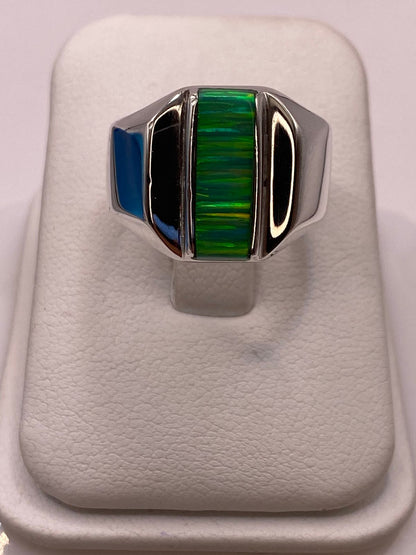 Anillo con Ópalo de Fuego Verde Diseño Moderno en Plata Ley 950, vista lateral