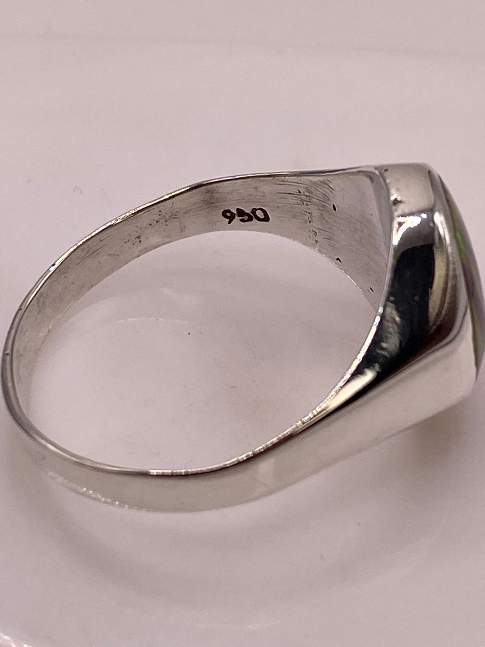 Anillo de Ópalo de Fuego Ovalado en Plata Ley 950, sello de autenticidad Plata Ley .925