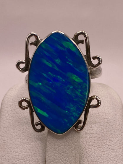 Anillo Ovalado Ajustable con Ópalo de Fuego en Plata .925, vista superior