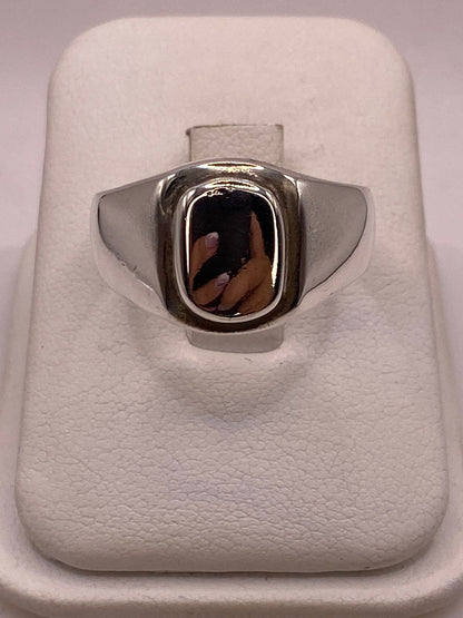 Anillo Ovalado Liso de Plata Ley .925 — ángulo diagonal