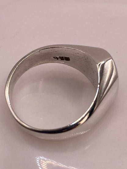 Anillo Ovalado con Ópalo de Fuego Verde en Plata .925, sello de autenticidad Plata Ley .925