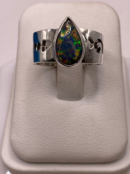 Anillo con Piedra Ópalo de Fuego en Forma de Gota en Plata Ley 950, vista frontal