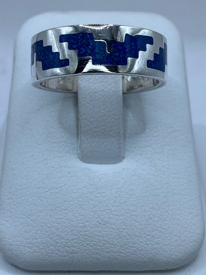 Anillo Pirámide Ancestral en Plata .925 con Turquesa Natural, vista frontal