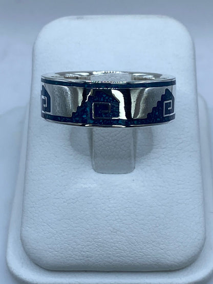 Anillo Pirámide y Greca en Plata .925 – Diseño Ancestral Mesoamericano, vista de detalle