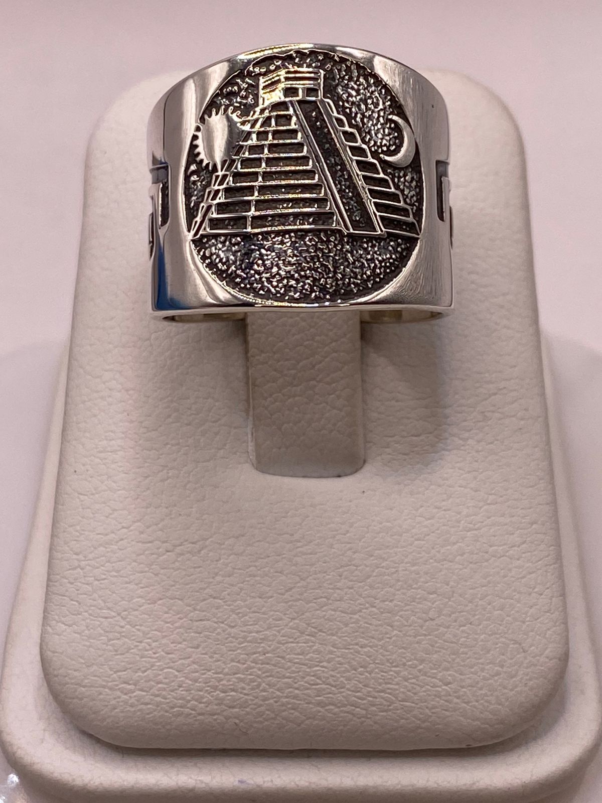Anillo con Pirámide y Sol/luna en Plata .925 , vista lateral