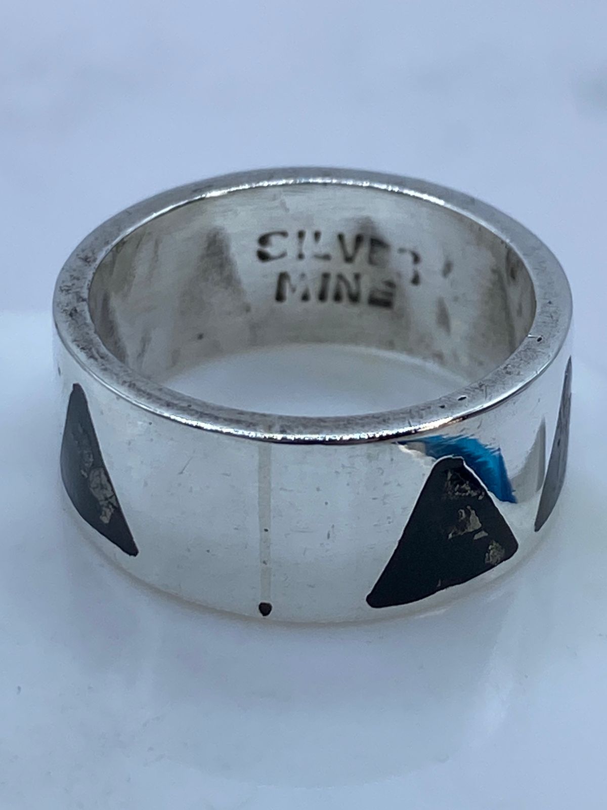 Anillo Pirámides Ancestrales de Plata .925 con Obsidiana Negra, sello de autenticidad Plata Ley .925