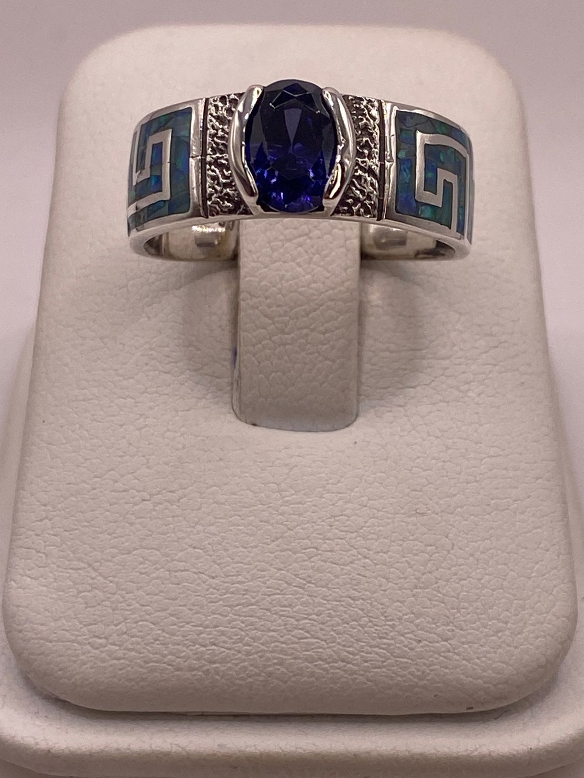 Anillo de Plata 950 con Ópalo de Fuego y Zirconia Azul, vista frontal